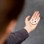 Charger l&#39;image dans la galerie, Lot de formes en bois à accrocher (trou + ficelle) personnalisable
